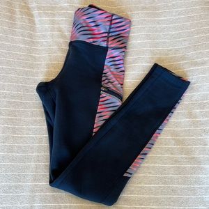 Athleta Women’s M Blue and Pink Fleece-Lined Leggings EUC